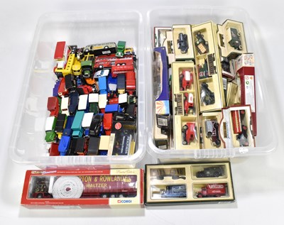 Lot 118 - A large collection of diecast vehicles, a...