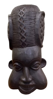 Lot 1038 - A large African carved wooden Bamum/Bamileke...
