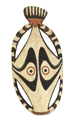 Lot 1099 - An African carved wooden Papua New Guinea...