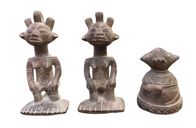 Lot 1101 - A pair of African terracotta Bamum figures,...