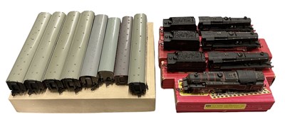 Lot 501 - HORNBY; a OO gauge British Railways 80033...
