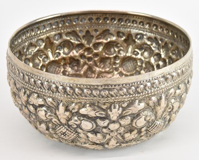 Lot 1254 - A Chinese Export silver floral decorated rose...