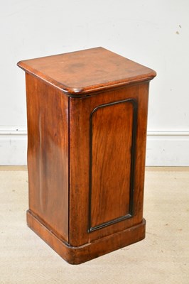 Lot 2431 - A Victorian mahogany pot cupboard, height 74cm,...