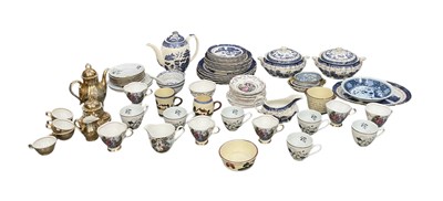 Lot 571 - A large quantity of sundry ceramics including...