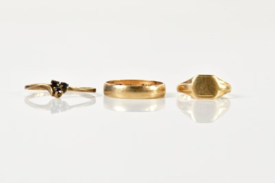 Lot 1446 - A 9ct yellow gold wedding band, size M 1/2 and...