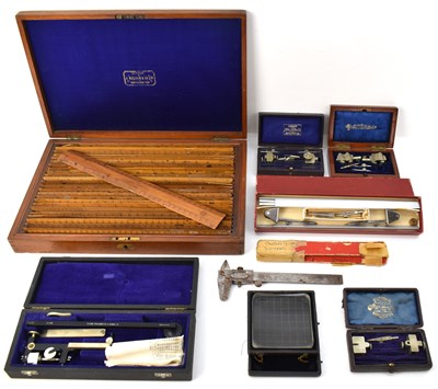Lot 390 - A collection of various engineering,...