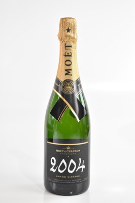 Lot 772 - CHAMPAGNE; a bottle of Moet & Chandon 2004...