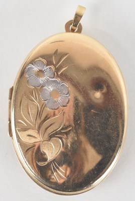 Lot 1471 - A 9ct gold oval double locket, with partial...
