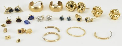 Lot 1429 - Eighteen pairs of gold earrings, some plain...