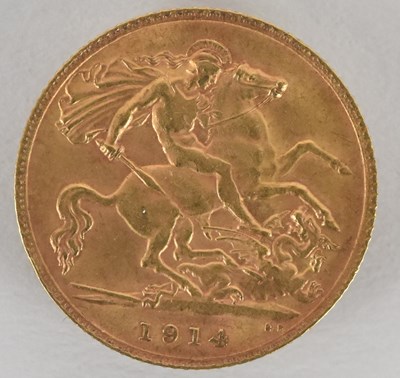 Lot 1593 - A George V 1914 half sovereign.