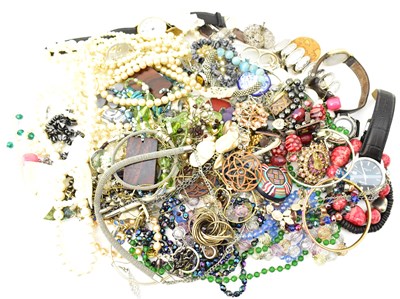 Lot 1534 - A group of various items of costume jewellery...