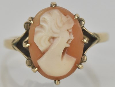 Lot 1544 - A 9ct gold cameo ring, size N, approx 3g.