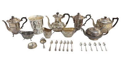 Lot 1229 - A quantity of silver plated items including...