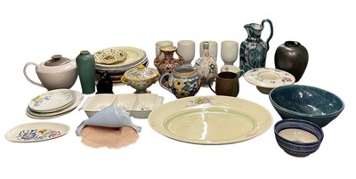 Lot 572 - A quantity of sundry ceramics including Poole,...