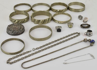 Lot 1418 - A quantity of 925 hallmarked silver and white...