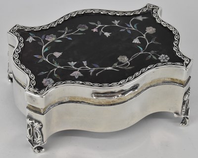 Lot 1314 - WILLIAM COMYNS & SONS; an Edwardian hallmarked...