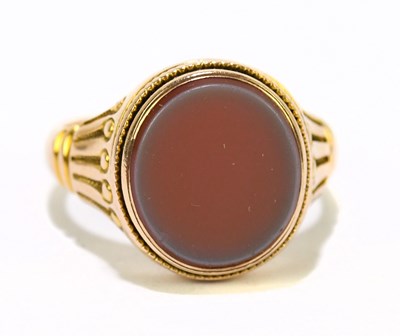 Lot 1253 - A Victorian gentleman's 15ct yellow gold signet ring