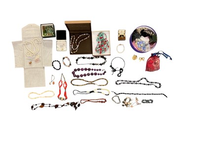 Lot 1493 - A quantity of costume jewellery including...