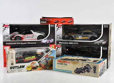 Lot 149 - A collection of remote control cars including...