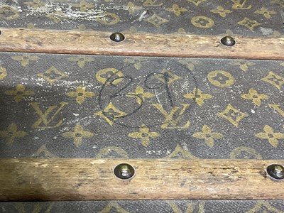 Lot 2 - LOUIS VUITTON; an early 20th century strap...