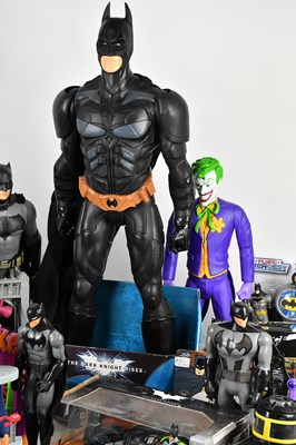 Lot 43 - BATMAN; a collection of figures, play sets,...