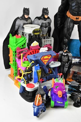 Lot 43 - BATMAN; a collection of figures, play sets,...