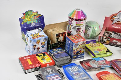 Lot 39 - A collection of trading cards, blind bags,...
