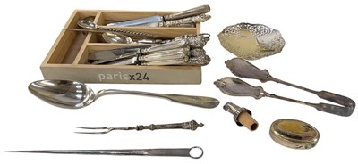 Lot 1241 - A quantity of silver plated items including...