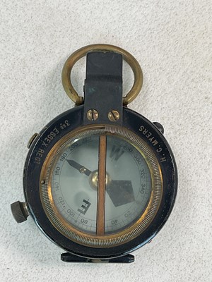 Lot 11 - A group of collectors' items comprising a...
