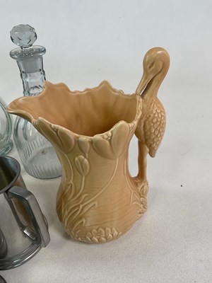 Lot 35 - A group of collectors' items comprising...