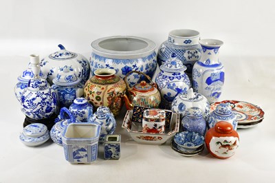 Lot 2803 - A quantity of reproduction Oriental style...