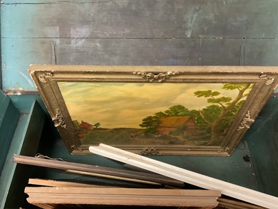Lot 17 - A group of collectors' items, to include two...
