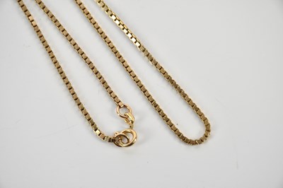 Lot 369 - A 9ct yellow gold box link chain, 43cm, 8.9g.