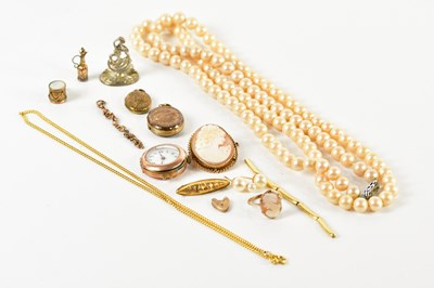 Lot 1711 - A group of costume jewellery including a 9ct...