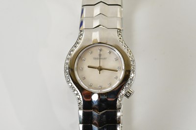Lot 2073 - TAG HEUER; a contemporary lady's stainless...