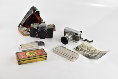 Lot 2542 - A Praktica MTL camera and a Carl Zeiss green...