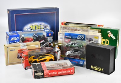 Lot 40 - A collection of die-cast vehicles, including...