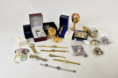 Lot 1733 - A quantity of costume jewellery including some...
