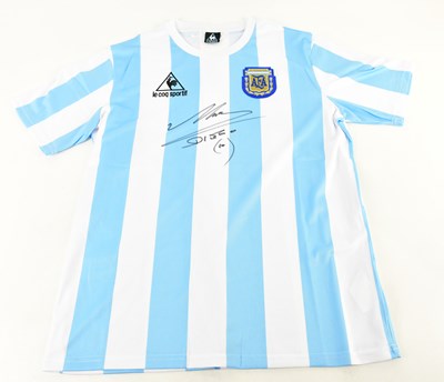 Lot 1185 - DIEGO MARADONA; an Argentina 1986 retro style...