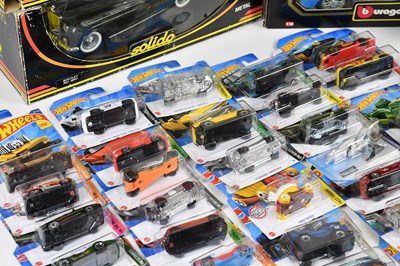 Lot 84 - A collection of model and die-cast vehicles...