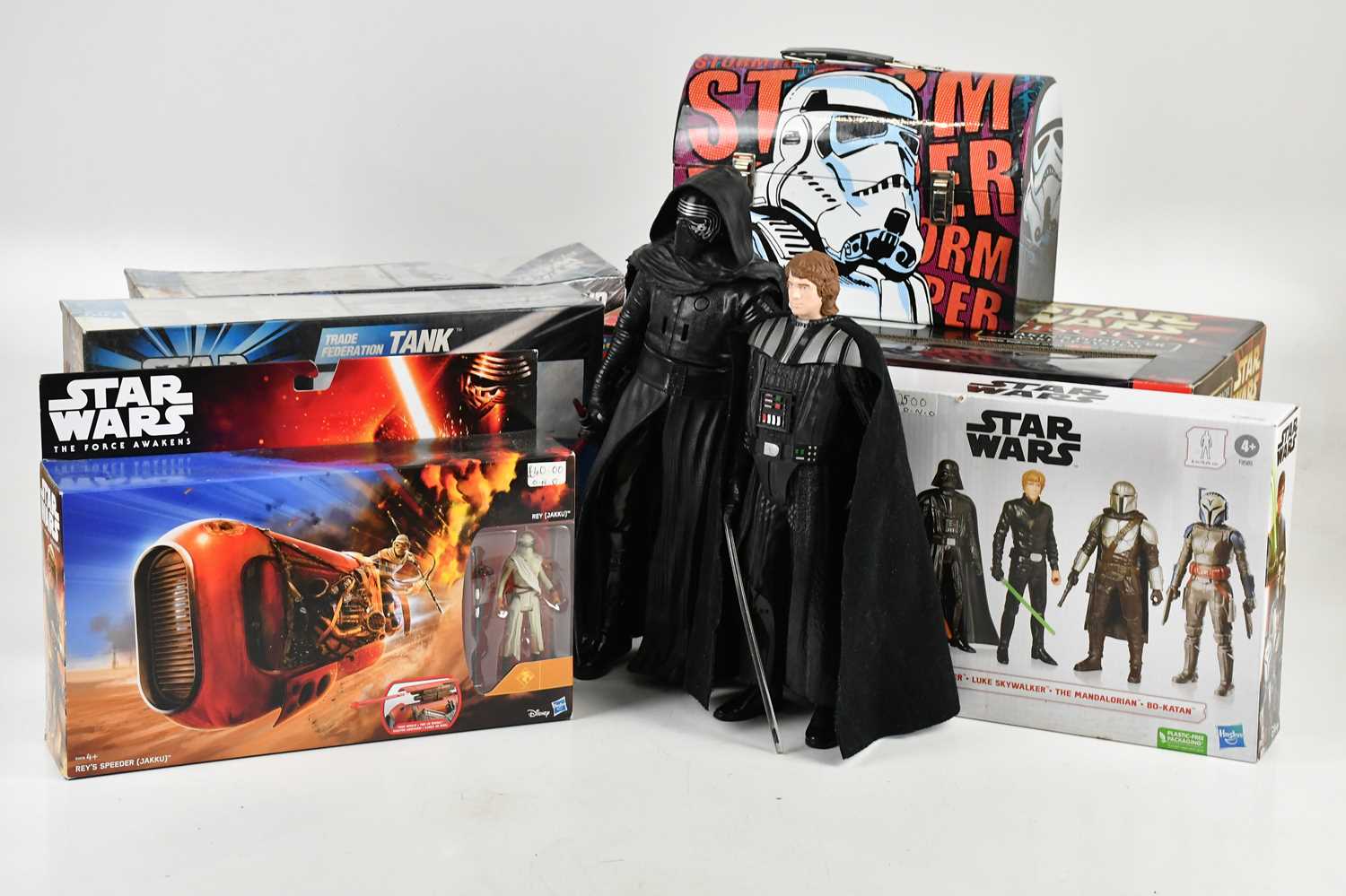 Lot 14 - STAR WARS; a collection of toys, figures and...