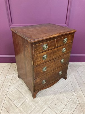 Lot 2362 - A Regency mahogany bachelor's type chest, with...