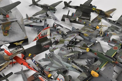 Lot 81 - A collection of die-cast and model planes.