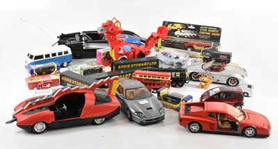 Lot 77 - A collection of die-cast and model vehicles...
