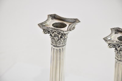 Lot 30 - HAWKSWORTH, EYRE & CO; a pair of Edward VII...