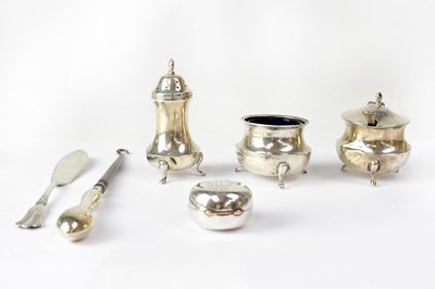Lot 756 - A Victorian hallmarked silver sovereign case...