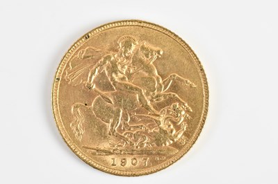 Lot 693 - An Edward VII full sovereign, 1907.