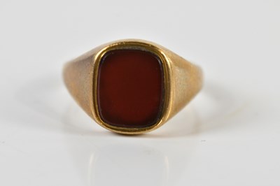 Lot 1421 - A 9ct yellow gold signet ring, size S, approx...