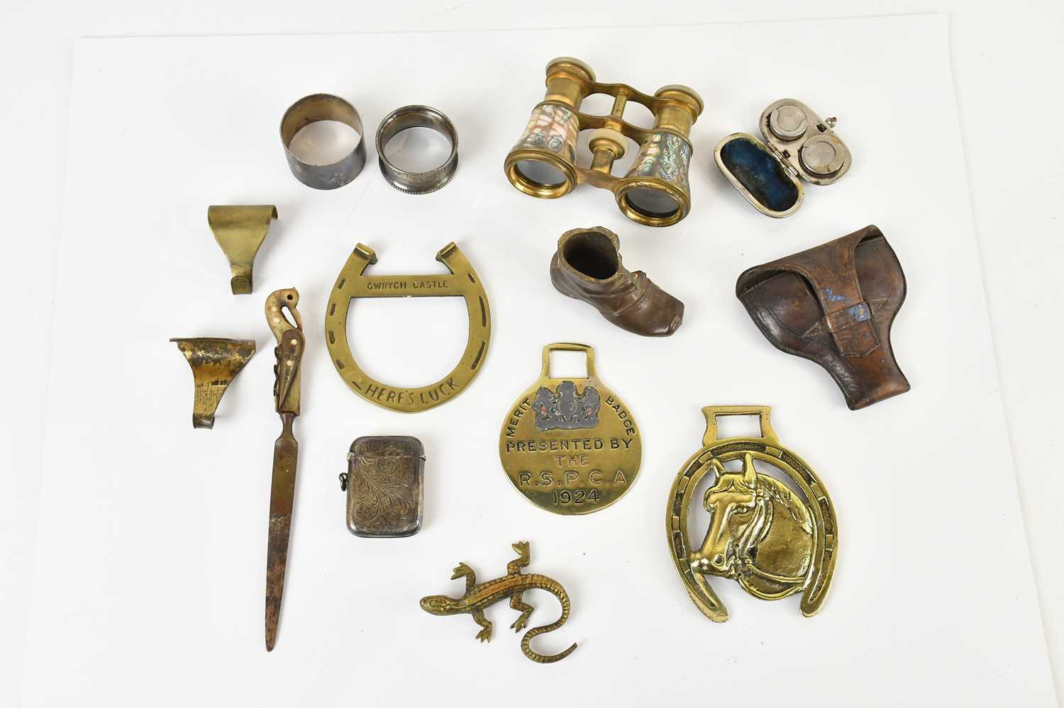 Lot 69 - An Edwardian hallmarked silver vesta case,...