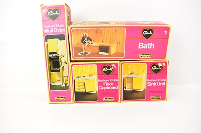 Lot 386 - SINDY; four boxed home accessories by Pedigree...